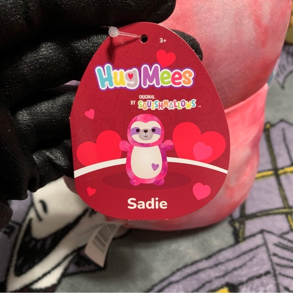 Squishmallows 10” Sadie The Sloth Hug Me Valentines Edition - Picture 6 of 6